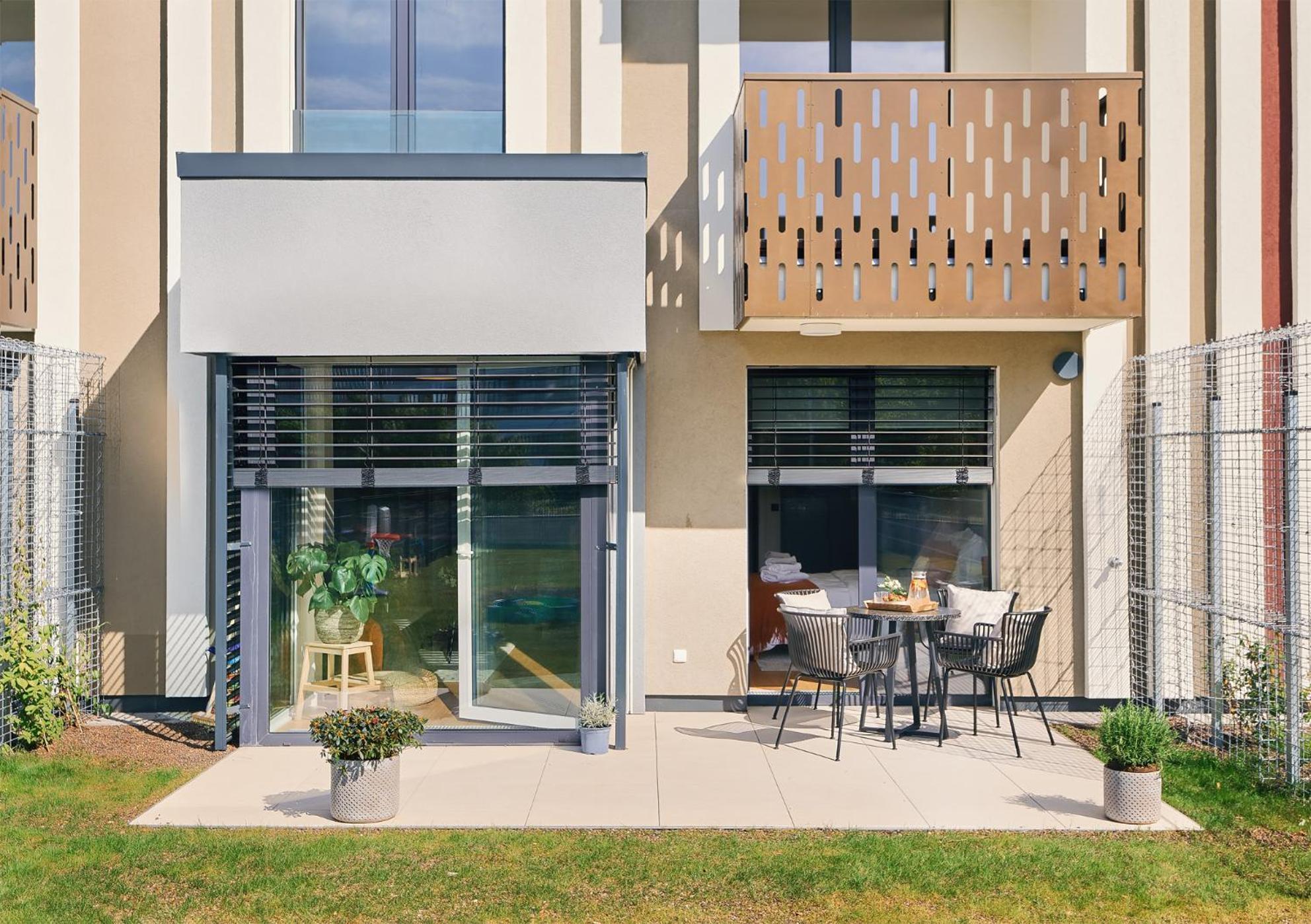 Beta Home - Garage, Air Condition, Garden, At Metro Praha Bagian luar foto