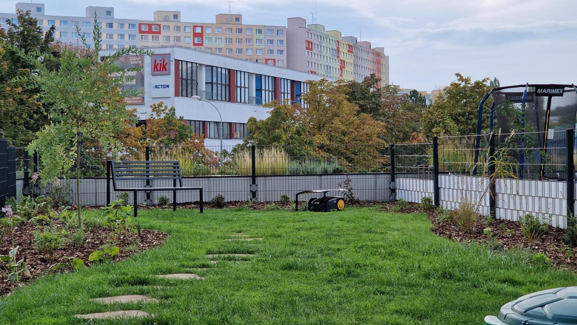 Beta Home - Garage, Air Condition, Garden, At Metro Praha Bagian luar foto